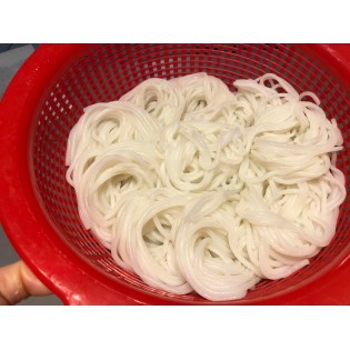 เส้นขนมจีนอบแห้ง 300 gr Viet Nam