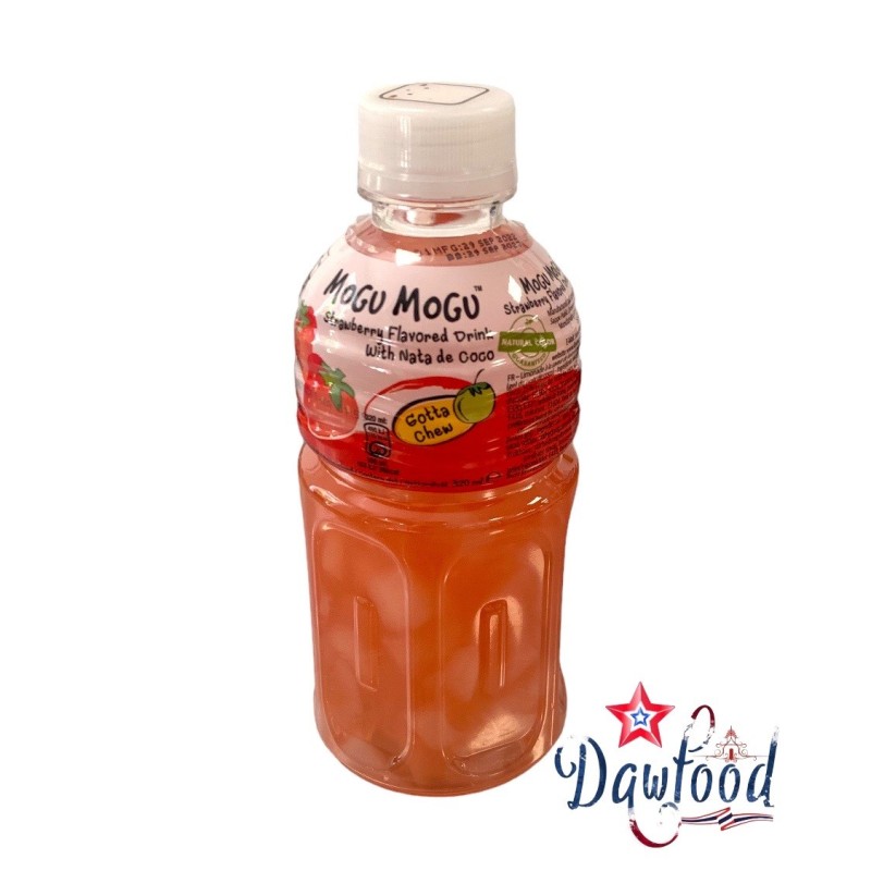Bebida con sabor de fresa y nata de coco Mogu Mogu para el verano Bebida con sabor de fresa y nata de coco Mogu Mogu para el verano