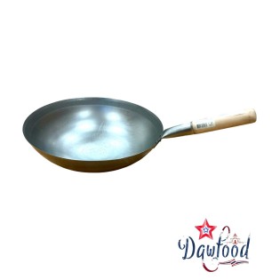 Sartén wok de hierro: utensilio imperdible en la cocina tailandesa